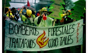 Un momento de la manifestación en Madrid Marea de Fuego.